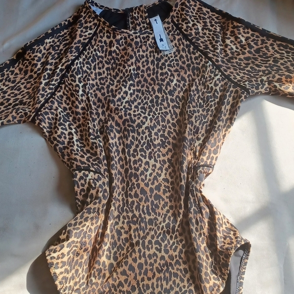 Bathing suit - Picture 4 of 4